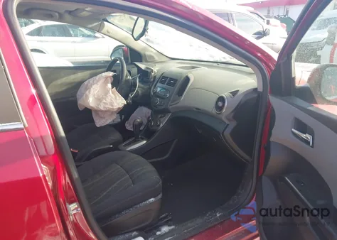 2012 Chevrolet Sonic 2Lt из США, поврежденный, VIN 1G1JC5SH2C4228521